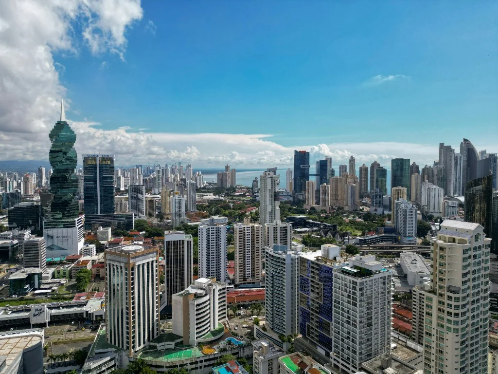 Argentina citizenship and Panama investor residency comparison